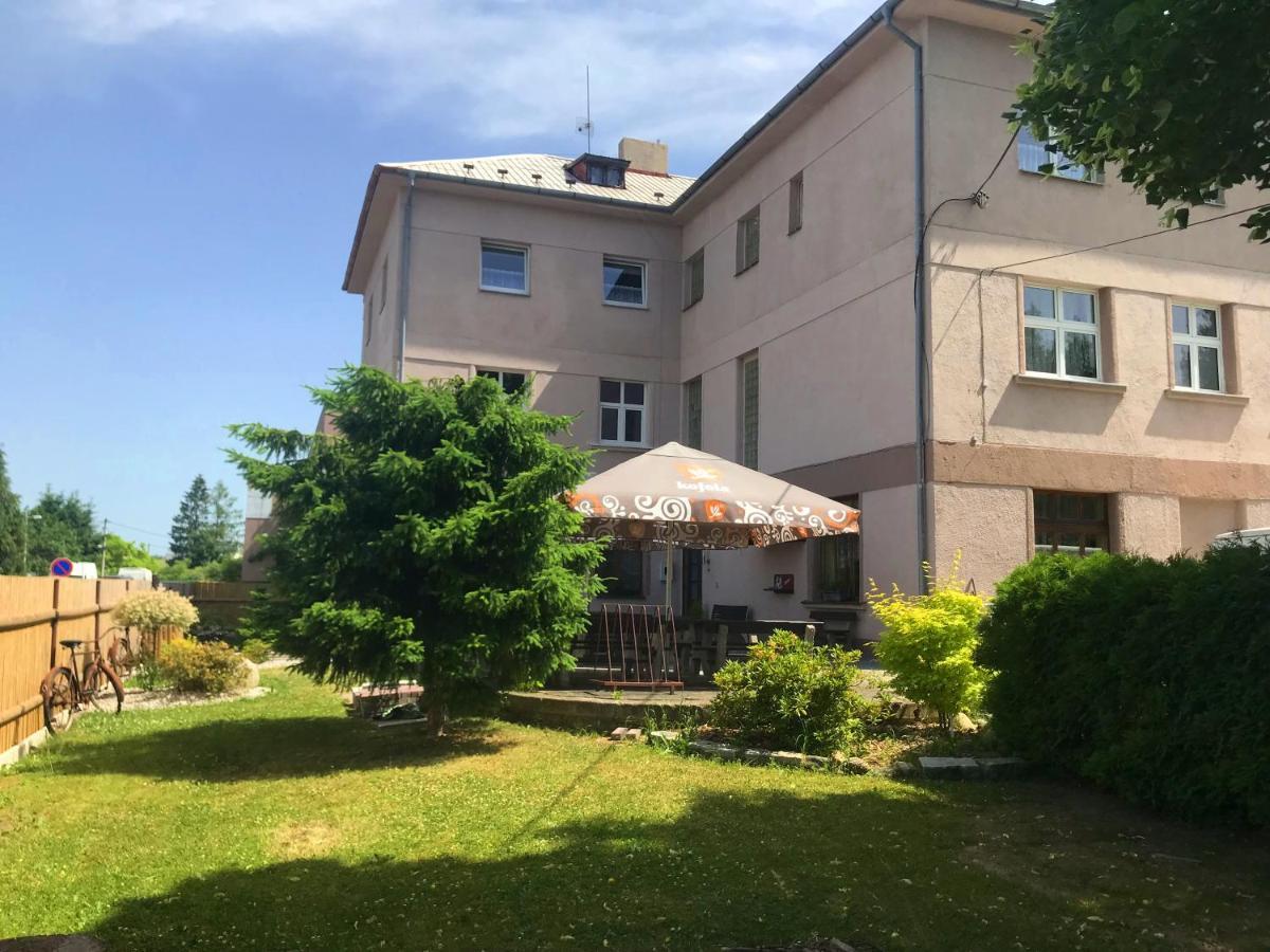 Pension Berten Strašice Strasice  Exterior foto